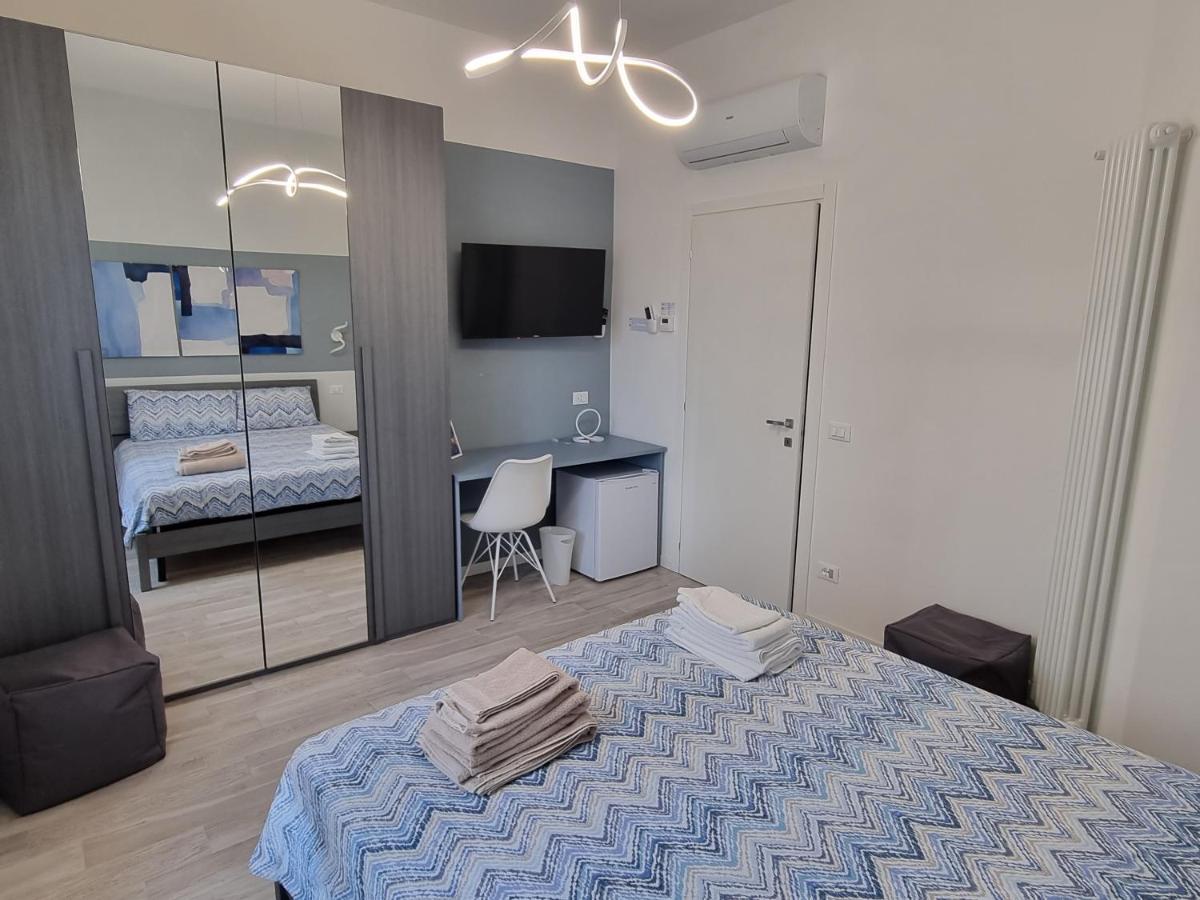 Blue House Apartment - San Massimo Верона Экстерьер фото