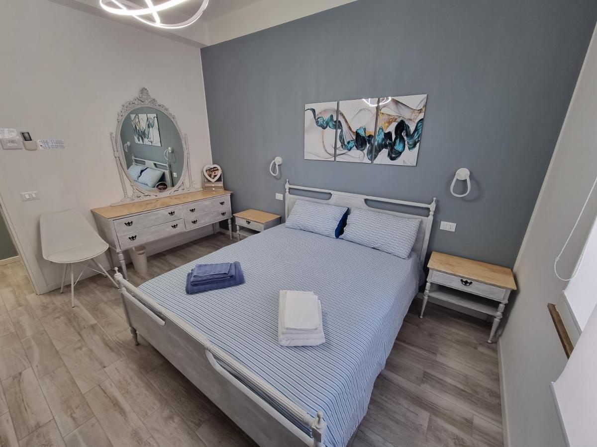 Blue House Apartment - San Massimo Верона Экстерьер фото