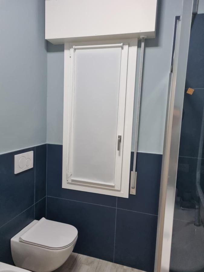 Blue House Apartment - San Massimo Верона Экстерьер фото