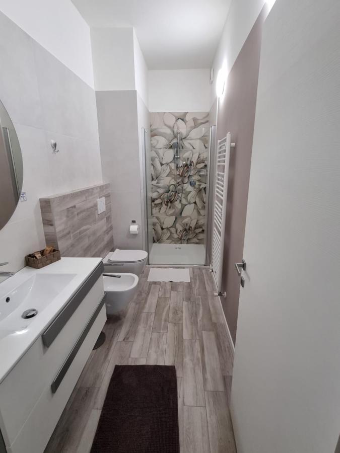 Blue House Apartment - San Massimo Верона Экстерьер фото